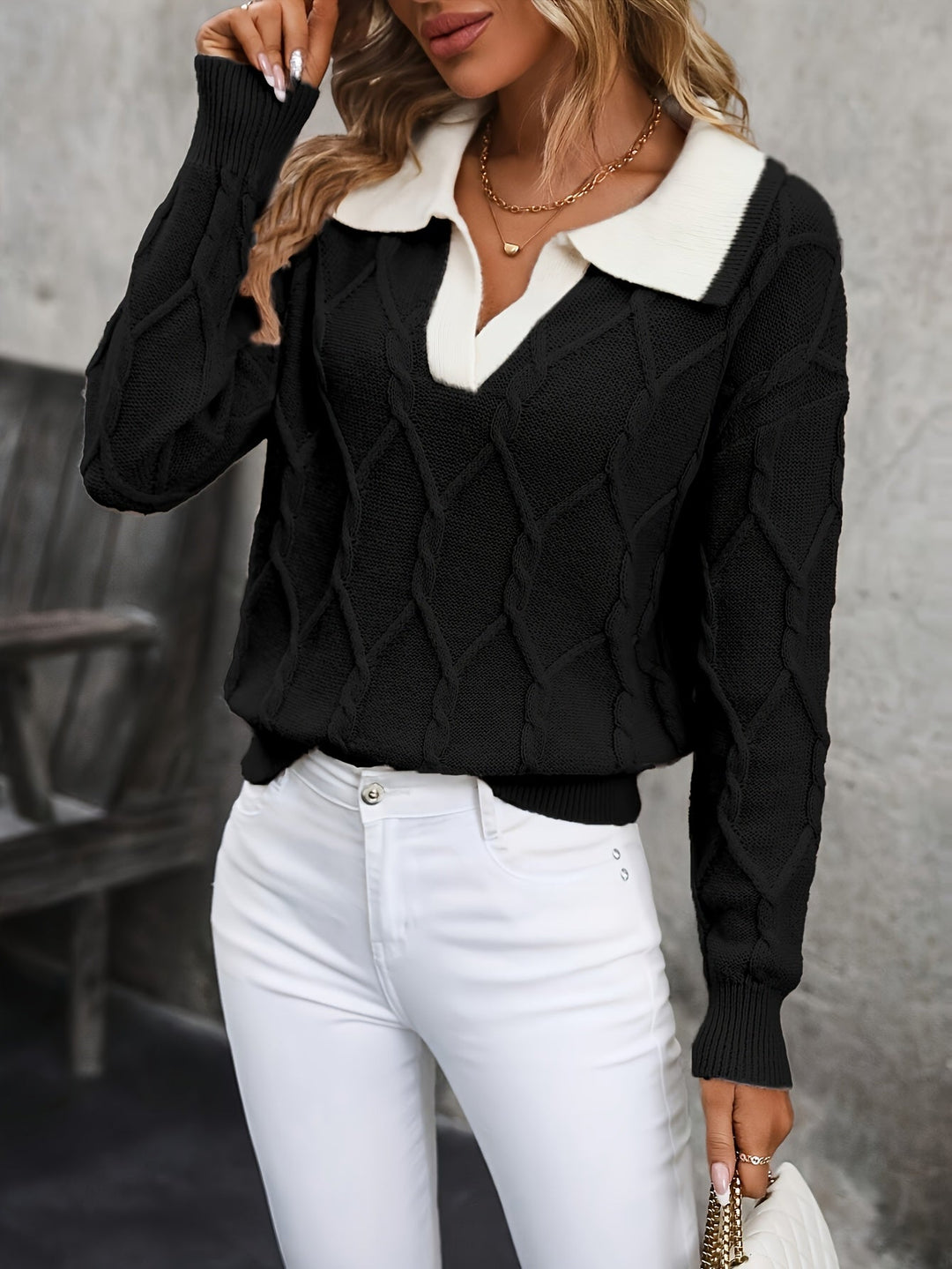 Léa Elegant Sweater
